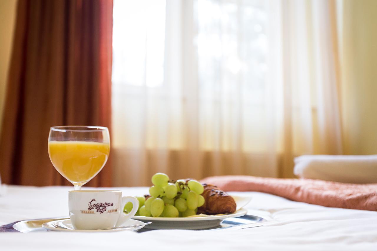 Salgo Hotel 3*