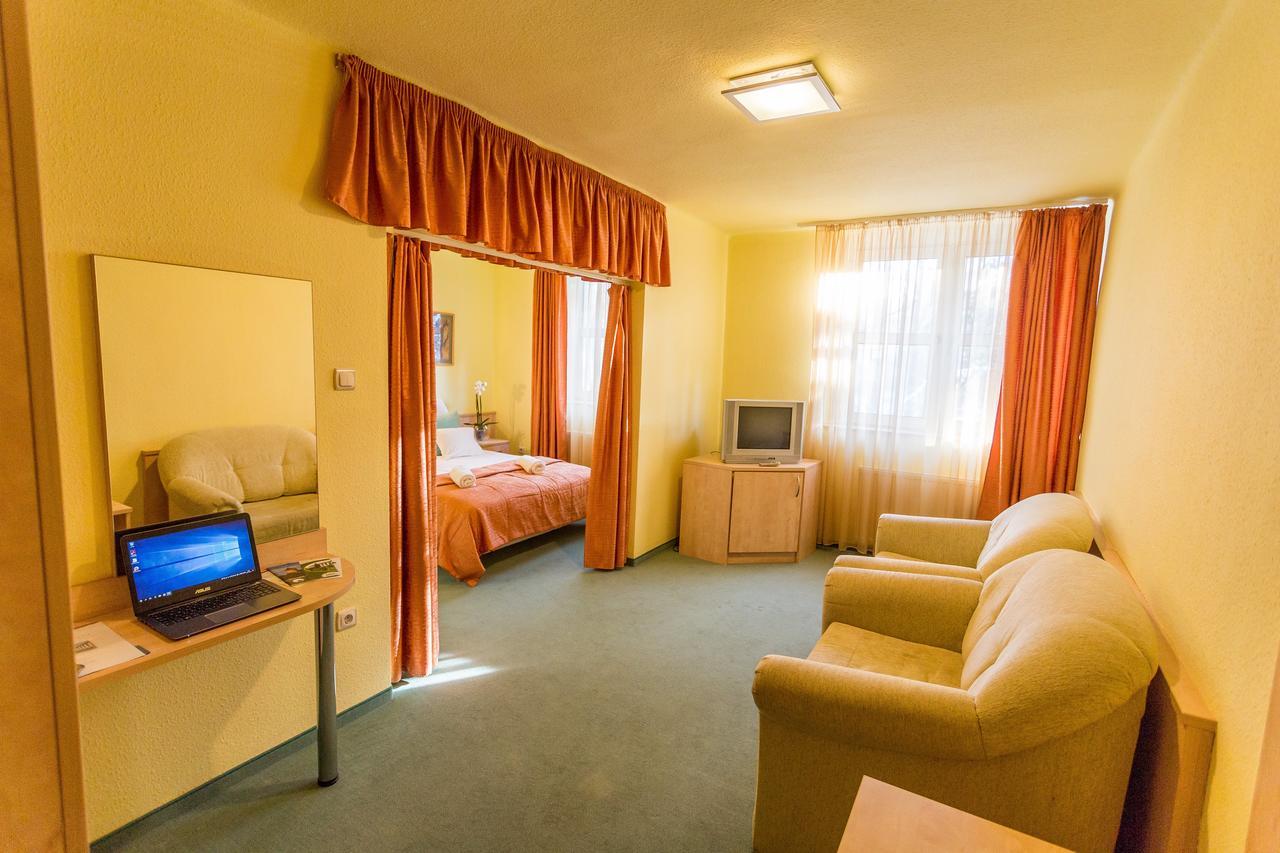 Salgó Hotel Salgótarján
